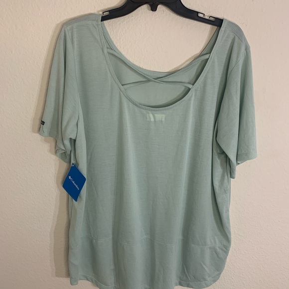 Size 2X NWT Columbia  women’s green Tee Shirt - Picture 3 of 7